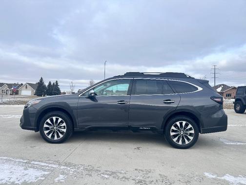 2024 Subaru Outback Touring XT