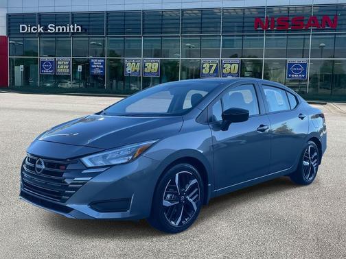2025 Nissan Versa 1.6 SR