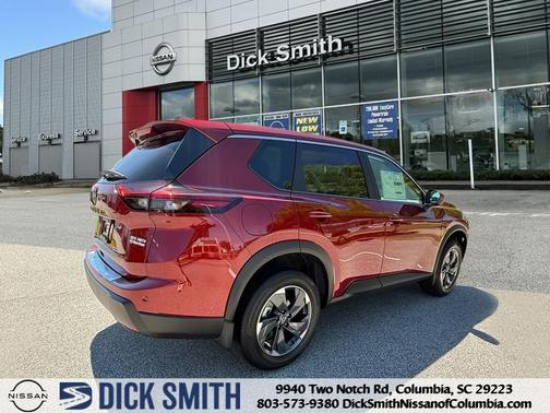2025 Nissan Rogue SV