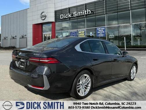 2024 BMW 530 i xDrive