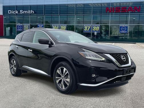 Black 2023 Nissan Murano SV