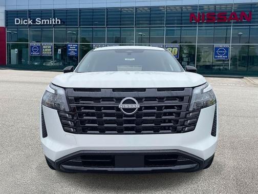 2026 Nissan Pathfinder S