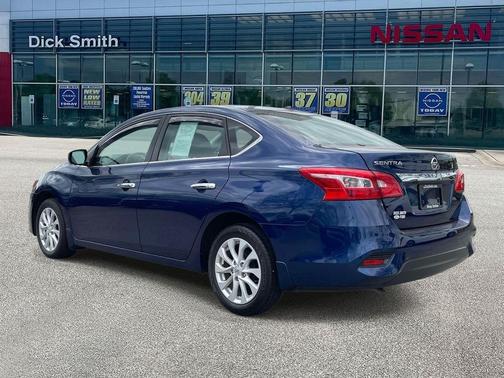 Gray 2018 Nissan Sentra SV
