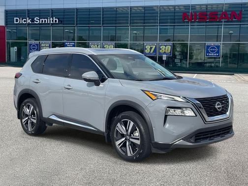 2022 Nissan Rogue SL