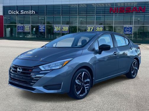 2025 Nissan Versa 1.6 SR