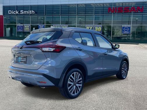 2024 Nissan Kicks SV