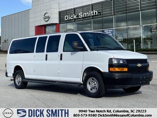 2022 Chevrolet Express 3500 LS