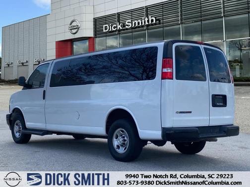 2022 Chevrolet Express 3500 LS