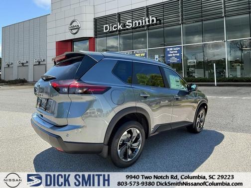 2025 Nissan Rogue SV