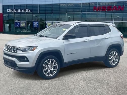 2024 Jeep Compass Latitude Lux