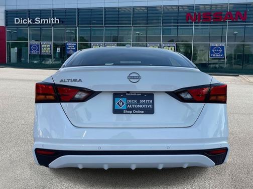 2025 Nissan Altima S