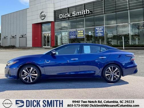 2023 Nissan Maxima SV