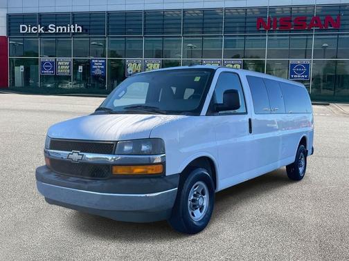 2017 Chevrolet Express 3500 LT