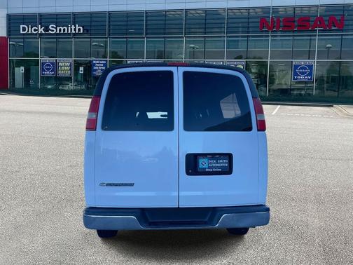 2017 Chevrolet Express 3500 LT