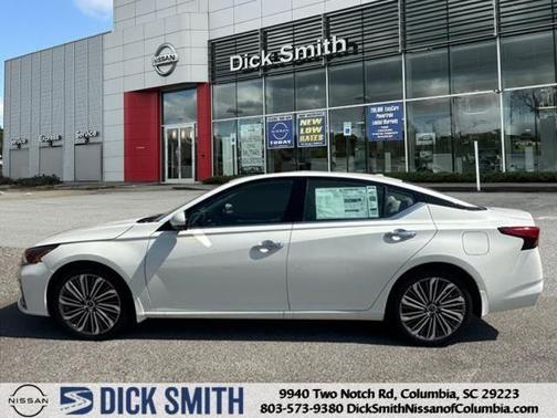 2025 Nissan Altima SL