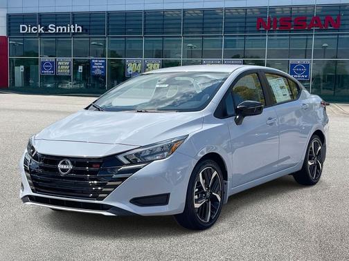 2025 Nissan Versa 1.6 SR