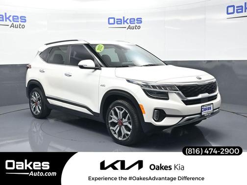 Snow White Pearl 2021 Kia Seltos SX Turbo