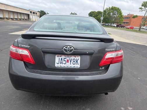 Magnetic Gray Metallic 2009 Toyota Camry LE