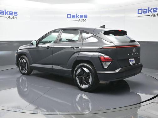 2024 Hyundai KONA EV SE