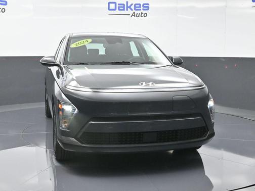 2024 Hyundai KONA EV SE