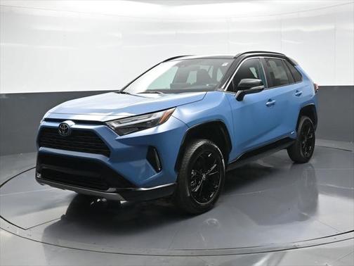 2025 Toyota RAV4 Hybrid SE