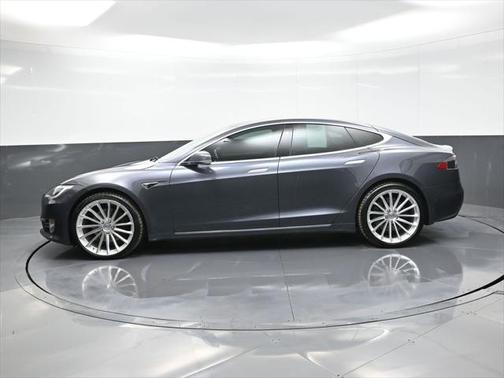 2019 Tesla Model S Standard Range