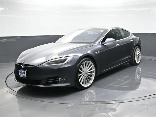 2019 Tesla Model S Standard Range