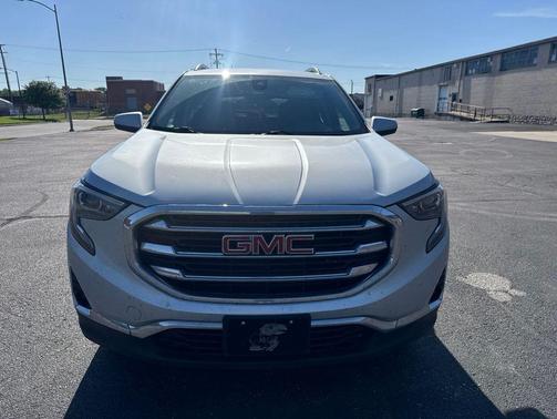 Quicksilver Metallic 2021 GMC Terrain SLT