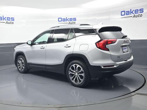 Quicksilver Metallic 2021 GMC Terrain SLT