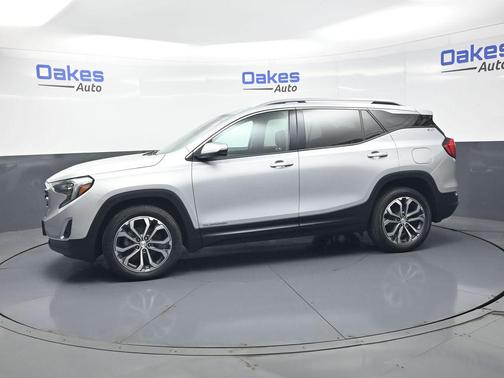 Quicksilver Metallic 2021 GMC Terrain SLT