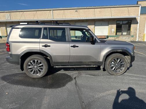 2024 Toyota Land Cruiser Base