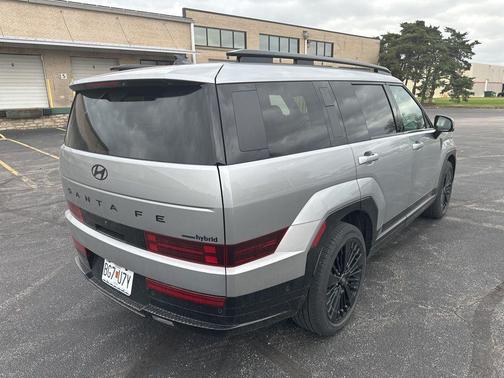 Shimmering Silver 2024 Hyundai SANTA FE Calligraphy