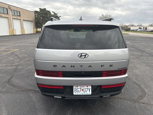 Shimmering Silver 2024 Hyundai SANTA FE Calligraphy