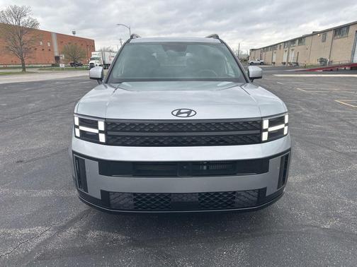 Shimmering Silver 2024 Hyundai SANTA FE Calligraphy