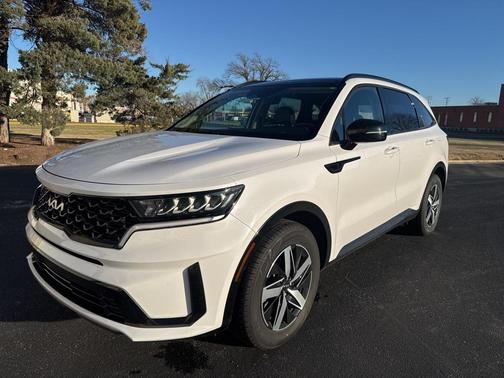 2022 Kia Sorento S