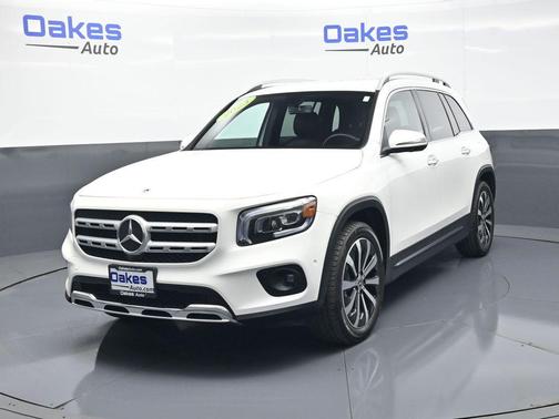 Polar White 2023 Mercedes-Benz GLB 250 4MATIC