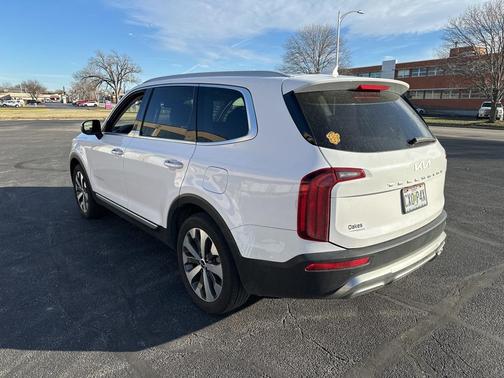 2022 Kia Telluride S