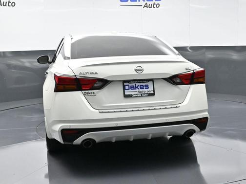 2022 Nissan Altima 2.5 SL