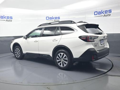 Crystal White Pearl 2020 Subaru Outback Premium