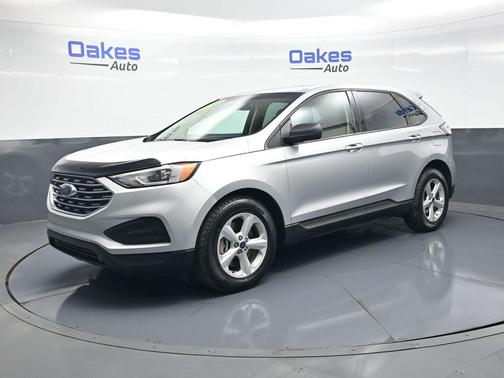 Ingot Silver Metallic 2019 Ford Edge SE