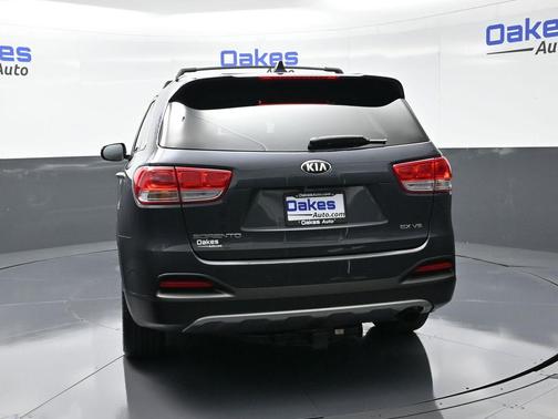2018 Kia Sorento EX