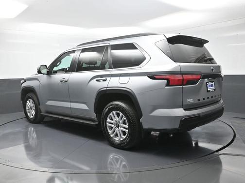 2025 Toyota Sequoia SR5