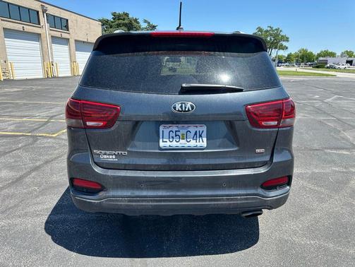 Gravity Grey 2020 Kia Sorento LX