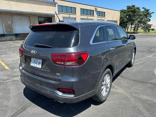 Gravity Grey 2020 Kia Sorento LX