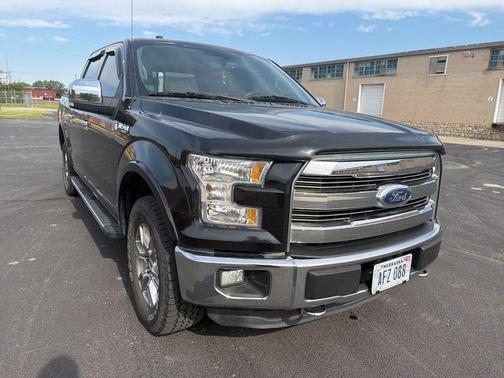 TUXEDO BLACK METALLIC 2015 Ford F-150 Lariat