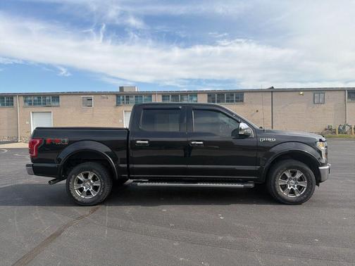TUXEDO BLACK METALLIC 2015 Ford F-150 Lariat