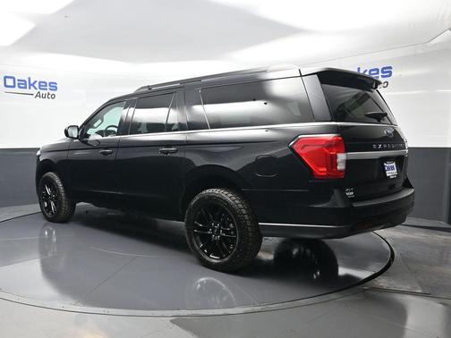 2022 Ford Expedition Max XLT