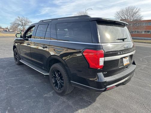2022 Ford Expedition Max XLT