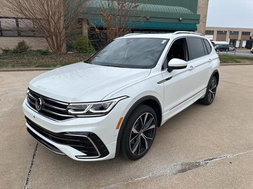 2023 Volkswagen Tiguan 2.0T SEL R-Line 4MOTION