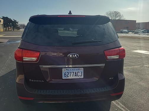 2017 Kia Sedona SX